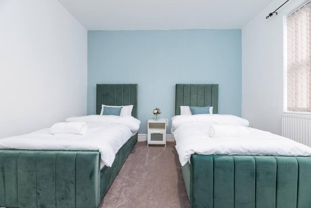 Lodge, Close To Centre Holiday home *